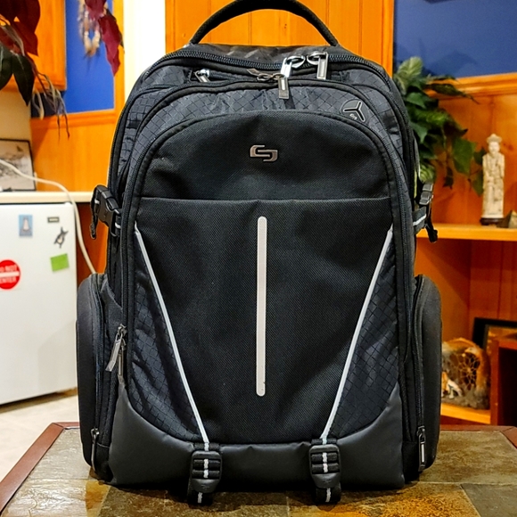 Backpack - Picture 1 of 1